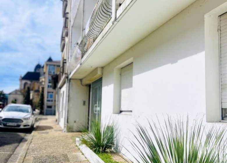 52944117  – Appartement – 1 pièces à DAX