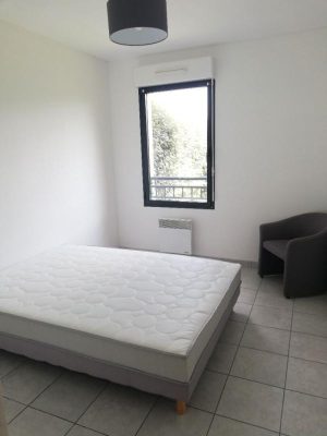 52749787  – Appartement – 2 pièces à AIRE SUR L ADOUR