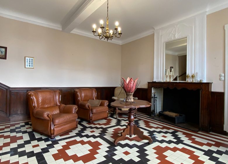 52931759  – Maison – 6 pièces à MUGRON