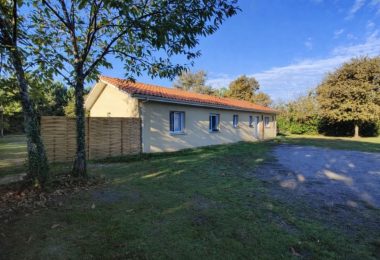 52963416  – Maison – 5 pièces à BEYLONGUE