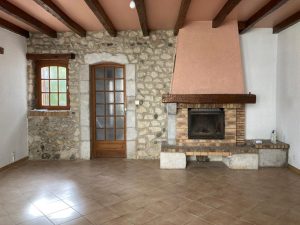 52874101  – Appartement – 4 pièces à POMAREZ