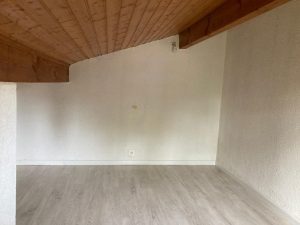 52874101  – Appartement – 4 pièces à POMAREZ