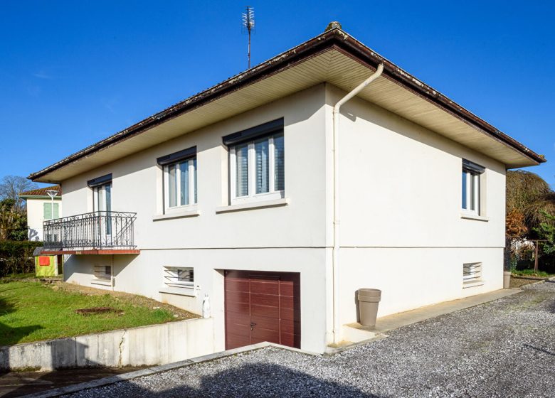 52880169  – Maison – 7 pièces à ST PIERRE DU MONT