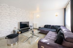 52880169  – Maison – 7 pièces à ST PIERRE DU MONT