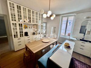 52458889  – Maison – 7 pièces à CASTETS