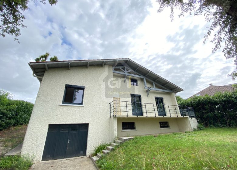 51170700  – Maison – 4 pièces à MONT DE MARSAN