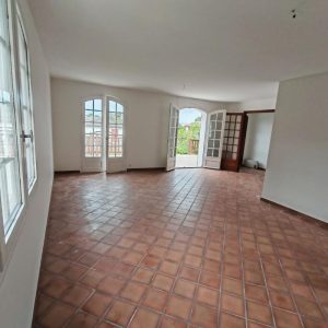 52667162  – Maison – 5 pièces à ST PIERRE DU MONT