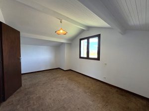 52550020  – Maison – 5 pièces à BEGAAR