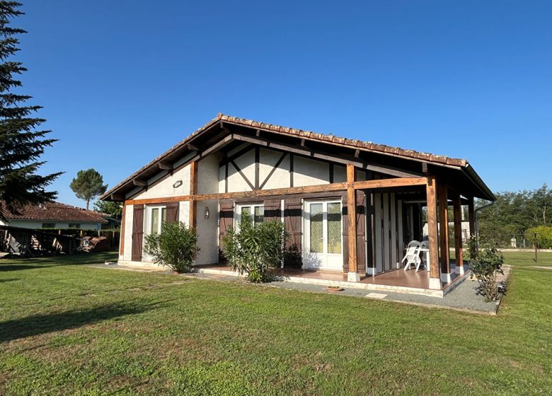 52699870  – Maison – 3 pièces à ST YAGUEN