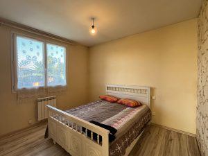 52699870  – Maison – 3 pièces à ST YAGUEN