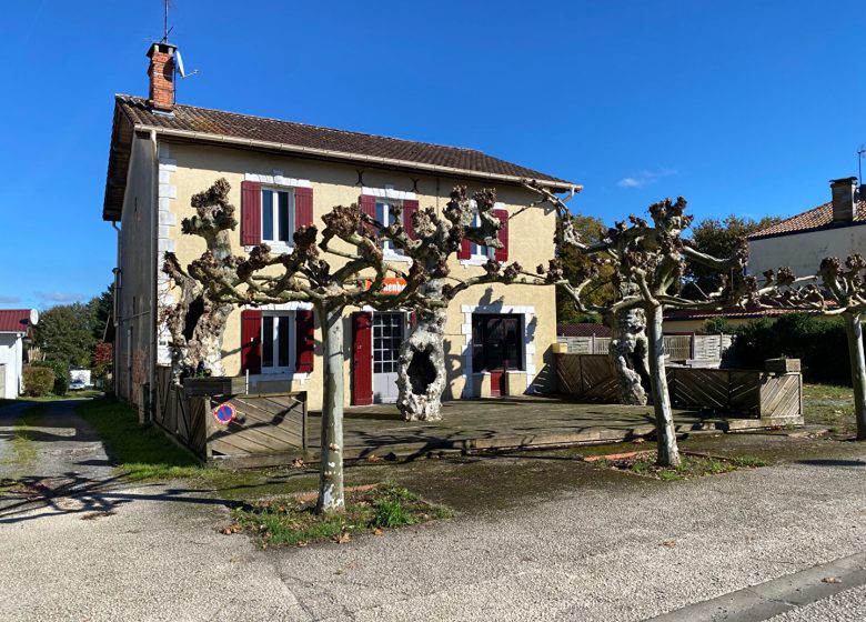 52797691  – Maison – 4 pièces à LALUQUE