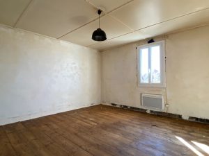 52797691  – Maison – 4 pièces à LALUQUE