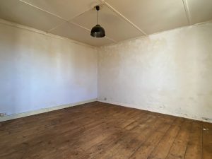 52797691  – Maison – 4 pièces à LALUQUE