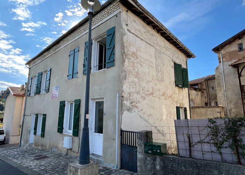 52886599  – Maison – 8 pièces à TARTAS