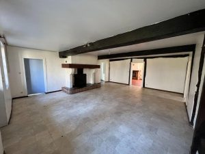 51838354  – Maison – 6 pièces à RETJONS