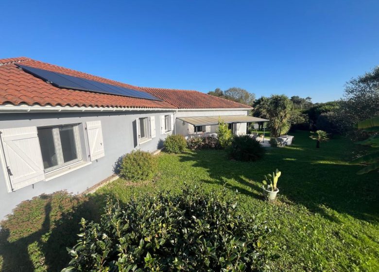 52879613  – Maison – 6 pièces à HEUGAS