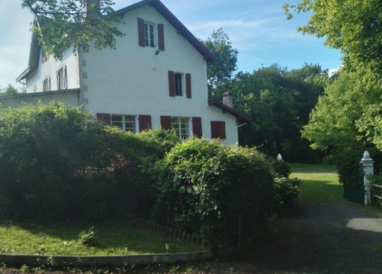 52685266  – Maison – 7 pièces à DAX