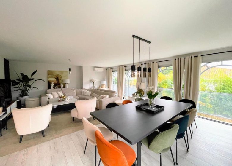 52843352  – Maison – 8 pièces à ST PAUL LES DAX