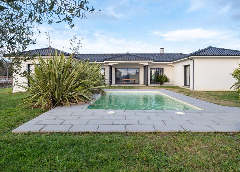 52557353  – Maison – 6 pièces à MOUSCARDES