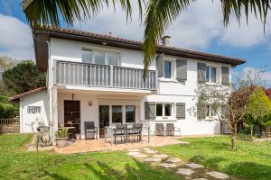 52610880  – Maison – 7 pièces à HAGETMAU