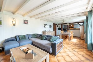 52610880  – Maison – 7 pièces à HAGETMAU