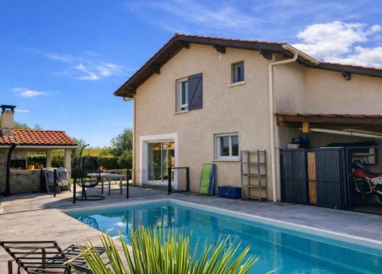 52911966  – Maison – 5 pièces à ORTHEVIELLE