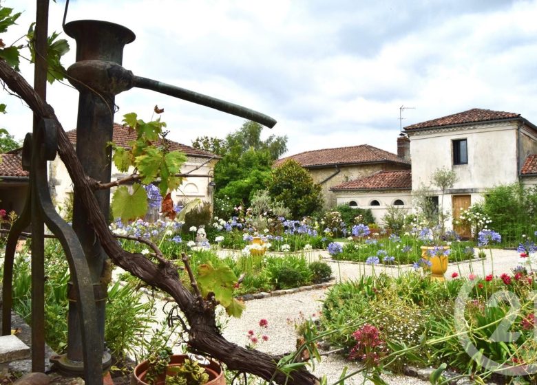 52964376  – Maison – 5 pièces à ST SEVER