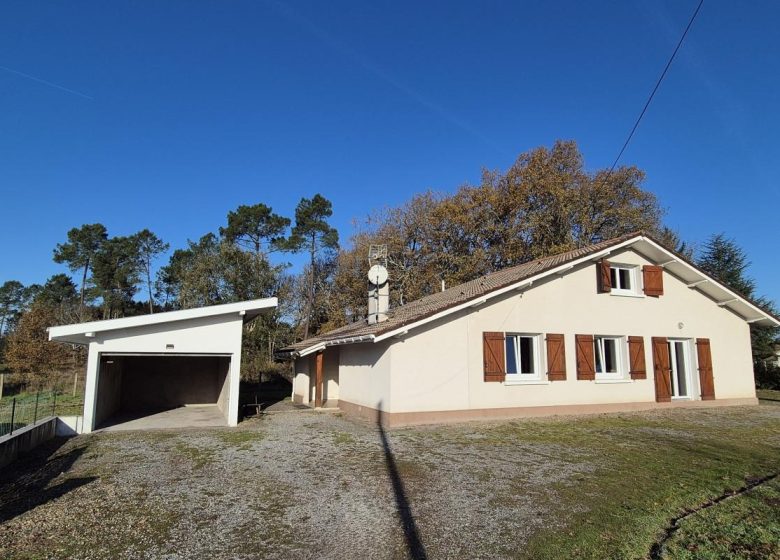 52325895  – Maison – 5 pièces à ONESSE LAHARIE