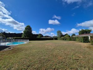 52541348  – Maison – 5 pièces à YGOS ST SATURNIN