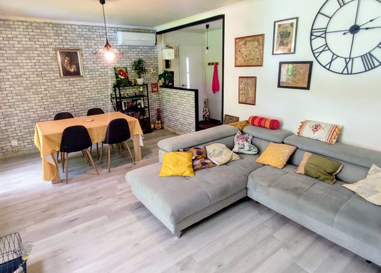 52527421  – Maison – 5 pièces à ST PIERRE DU MONT