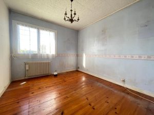 52767674  – Maison – 8 pièces à DAX