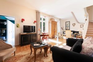 52079856  – Maison – 7 pièces à MONT DE MARSAN