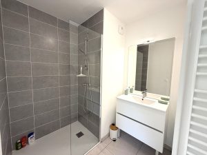 52863964  – Appartement – 4 pièces à TOSSE