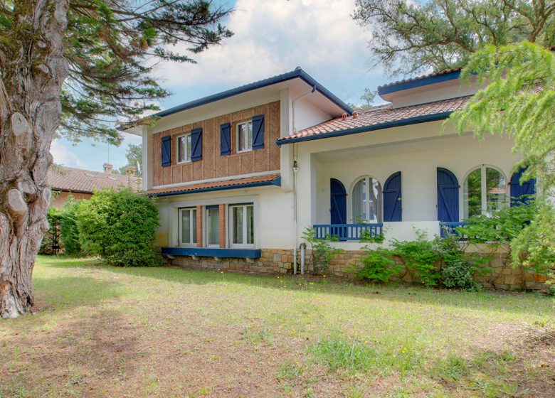 52572419  – Maison – 8 pièces à HOSSEGOR