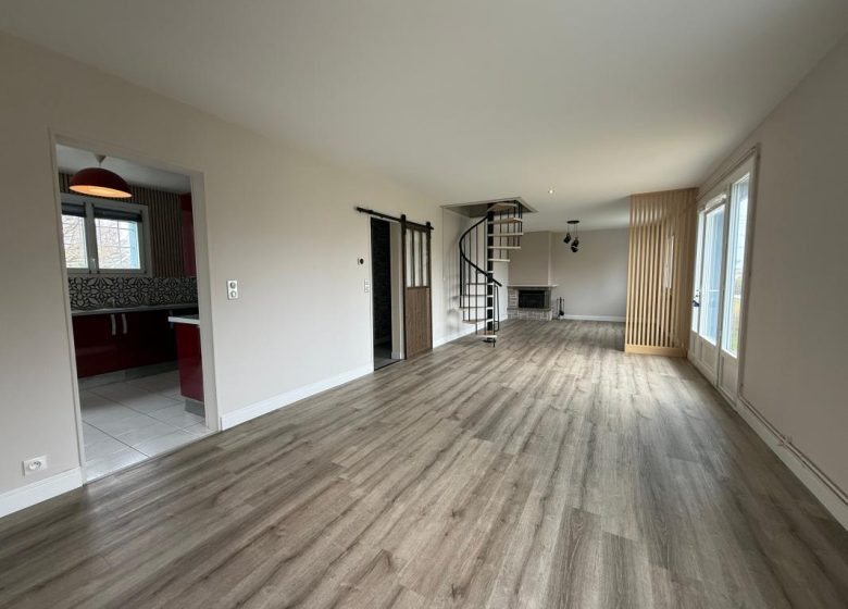 52966483  – Maison – 5 pièces à TARTAS