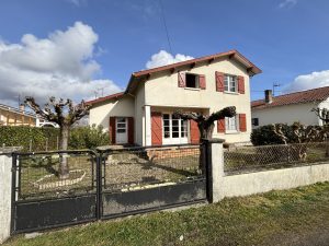 52734764  – Maison – 6 pièces à VILLENEUVE DE MARSAN