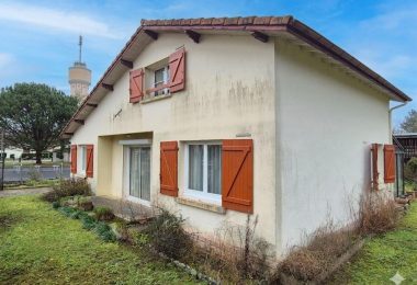 52970057  – Maison – 5 pièces à SABRES