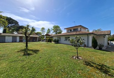 52974706  – Maison – 6 pièces à LEON