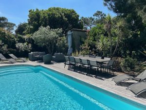 Villa Maluel avec piscine à deux pas de la plage