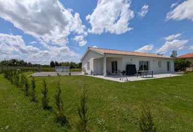 52979589  – Maison – 4 pièces à HAGETMAU