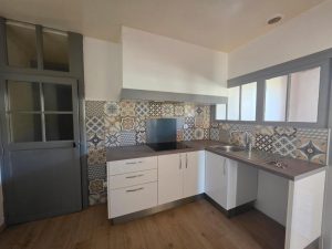 52012196  – Appartement – 8 pièces à VILLENEUVE DE MARSAN