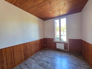 52012196  – Appartement – 8 pièces à VILLENEUVE DE MARSAN