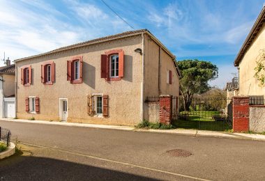 52908489  – Maison – 8 pièces à EUGENIE LES BAINS