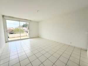 52912287  – Appartement – 3 pièces à AIRE SUR L ADOUR