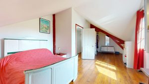 52983384  – Appartement – 8 pièces à CAMBO LES BAINS