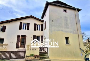 52932033  – Immeuble à NOUSSE