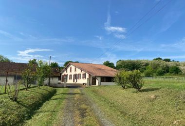 52989447  – Maison – 5 pièces à POMAREZ