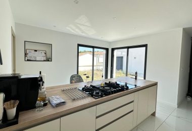 52993984  – Maison – 5 pièces à MAZEROLLES