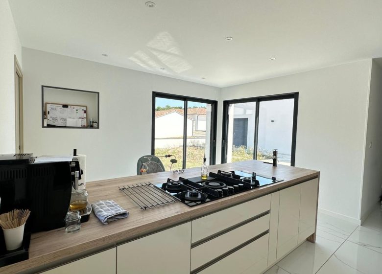 52993984  – Maison – 5 pièces à MAZEROLLES