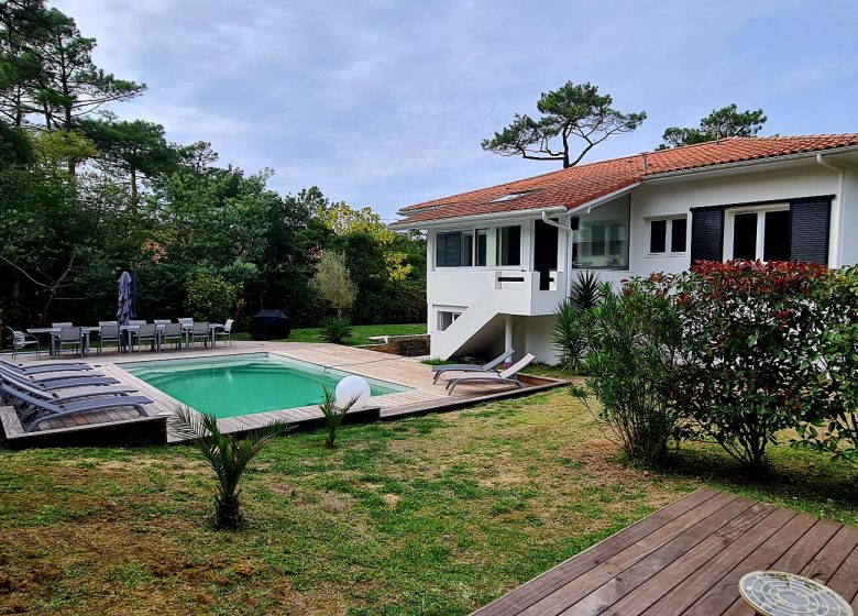 52993312  – Maison – 8 pièces à LABENNE